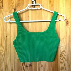 Aritzia Babaton sculpt ribbed knit crop tank (size S)